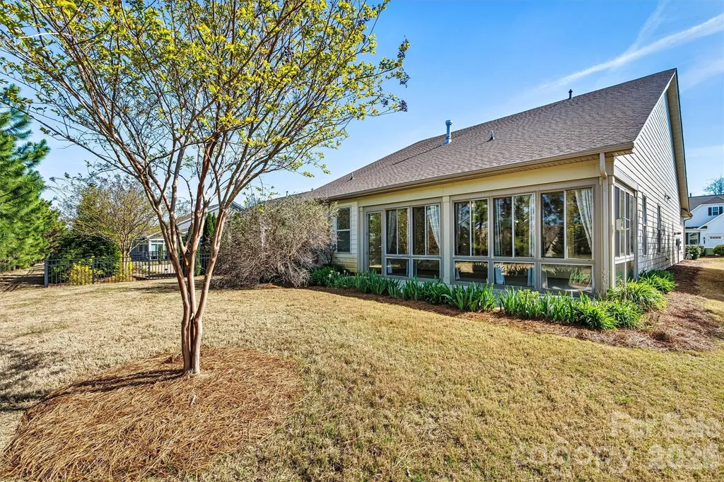 6313 Good News Drive Charlotte NC 28215