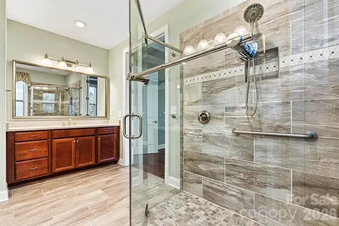 6313 Good News Drive Charlotte NC 28215