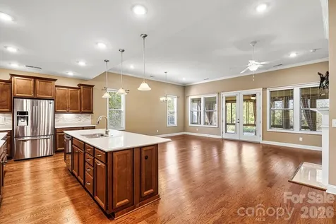 6313 Good News Drive Charlotte NC 28215