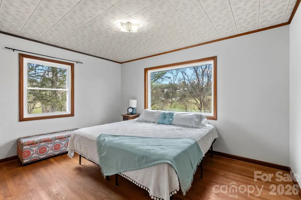 103 Bidwell Street Franklin NC 28734