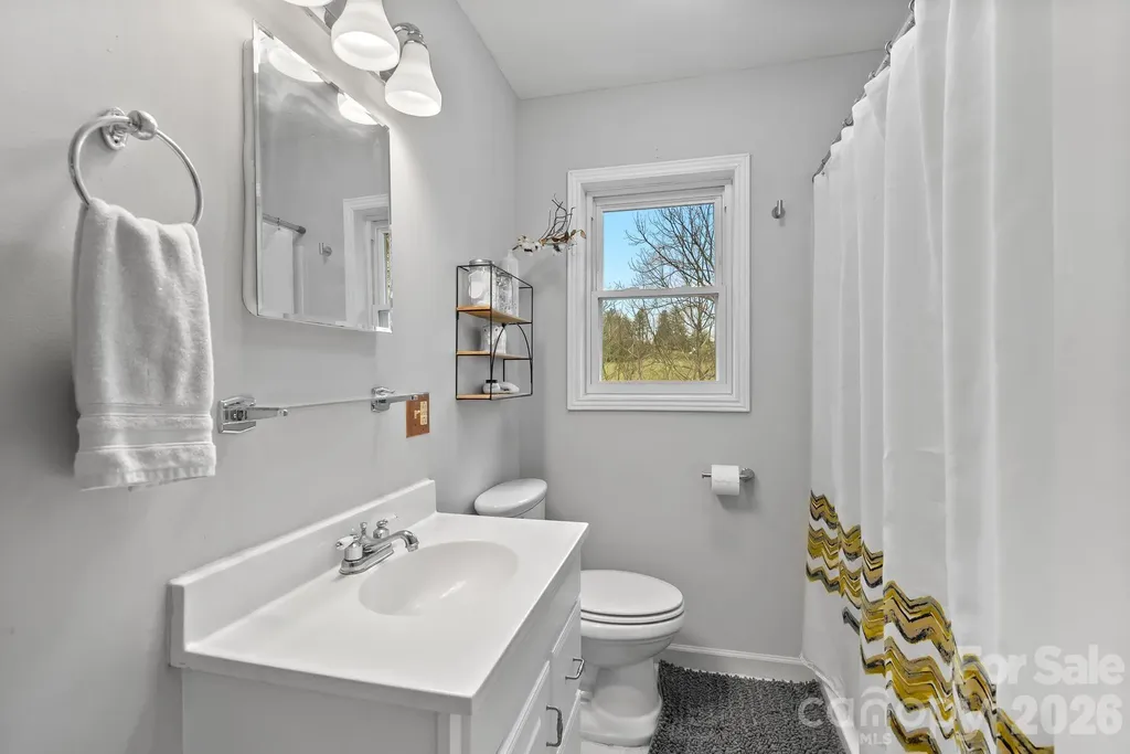 103 Bidwell Street Franklin NC 28734