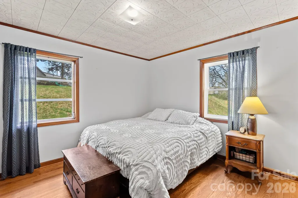 103 Bidwell Street Franklin NC 28734
