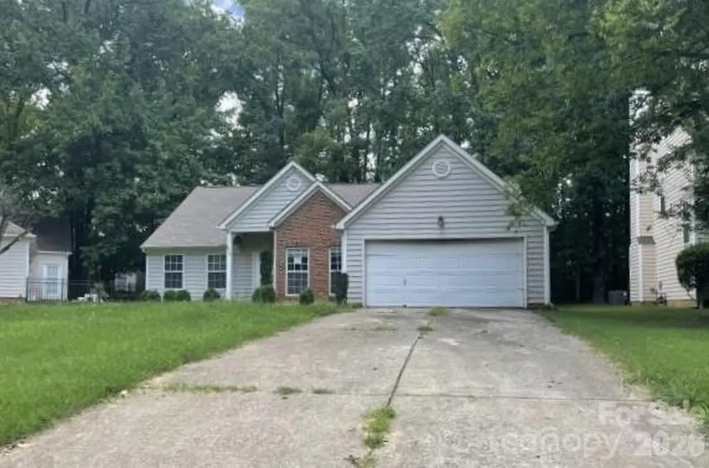 6213 Nevin Road Charlotte NC 28262