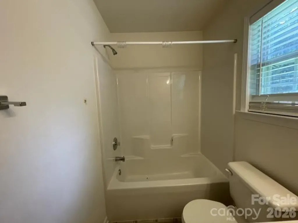 6213 Nevin Road Charlotte NC 28262