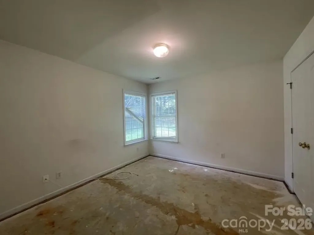 6213 Nevin Road Charlotte NC 28262