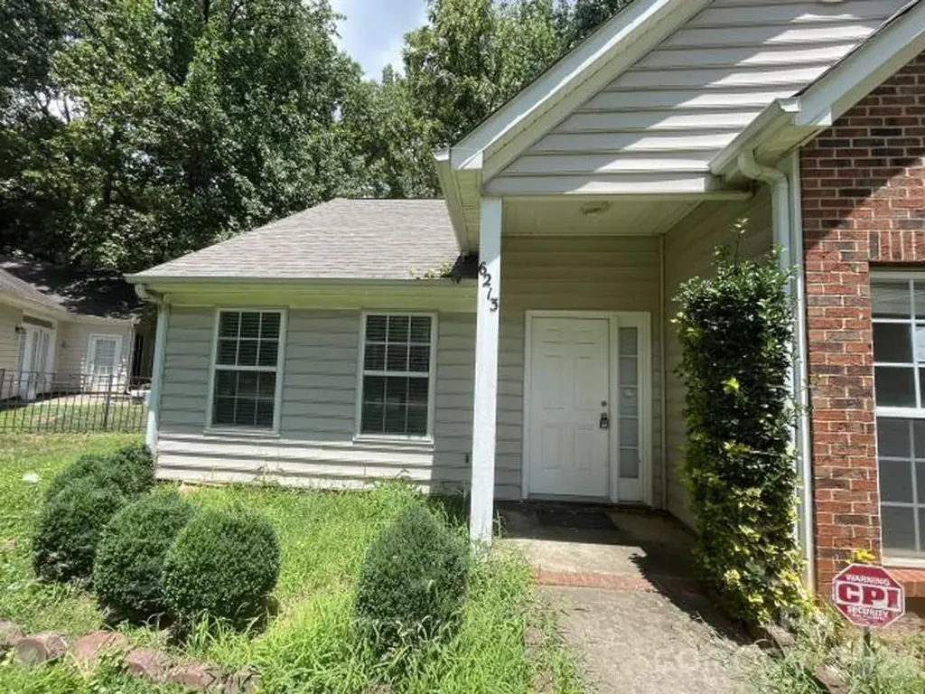 6213 Nevin Road Charlotte NC 28262