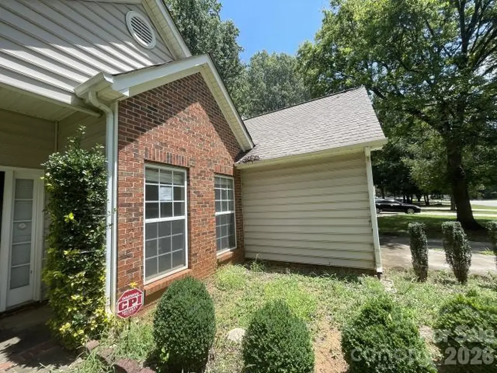 6213 Nevin Road Charlotte NC 28262