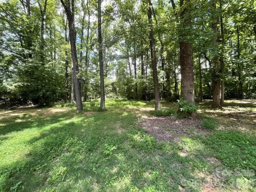 6213 Nevin Road Charlotte NC 28262