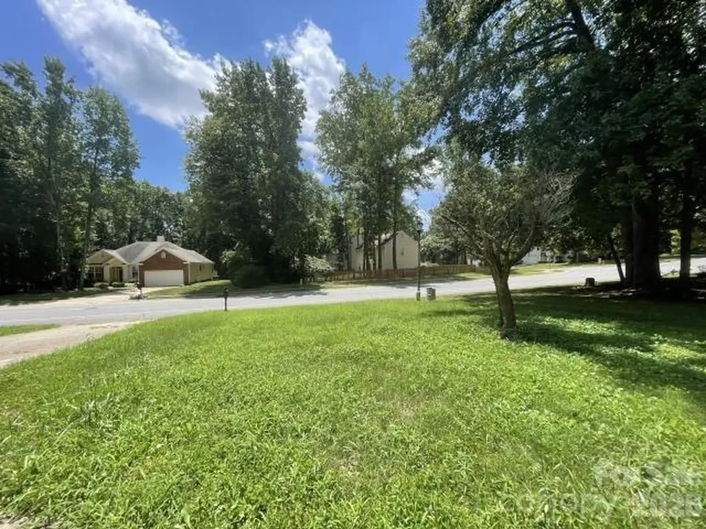 6213 Nevin Road Charlotte NC 28262