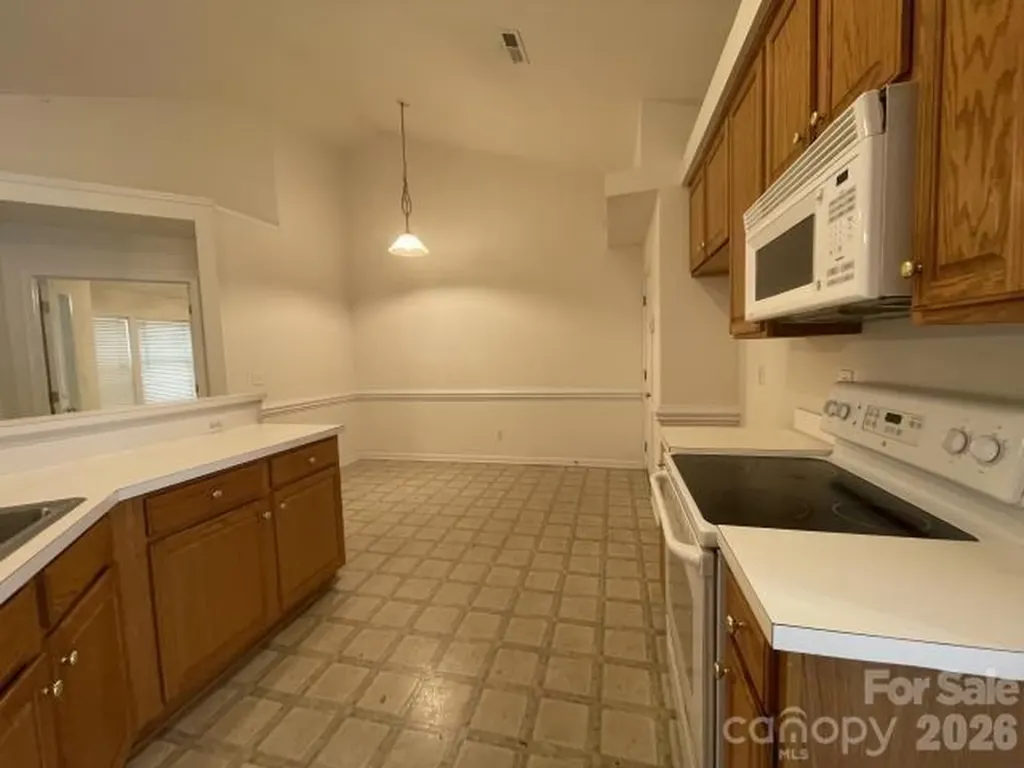 6213 Nevin Road Charlotte NC 28262