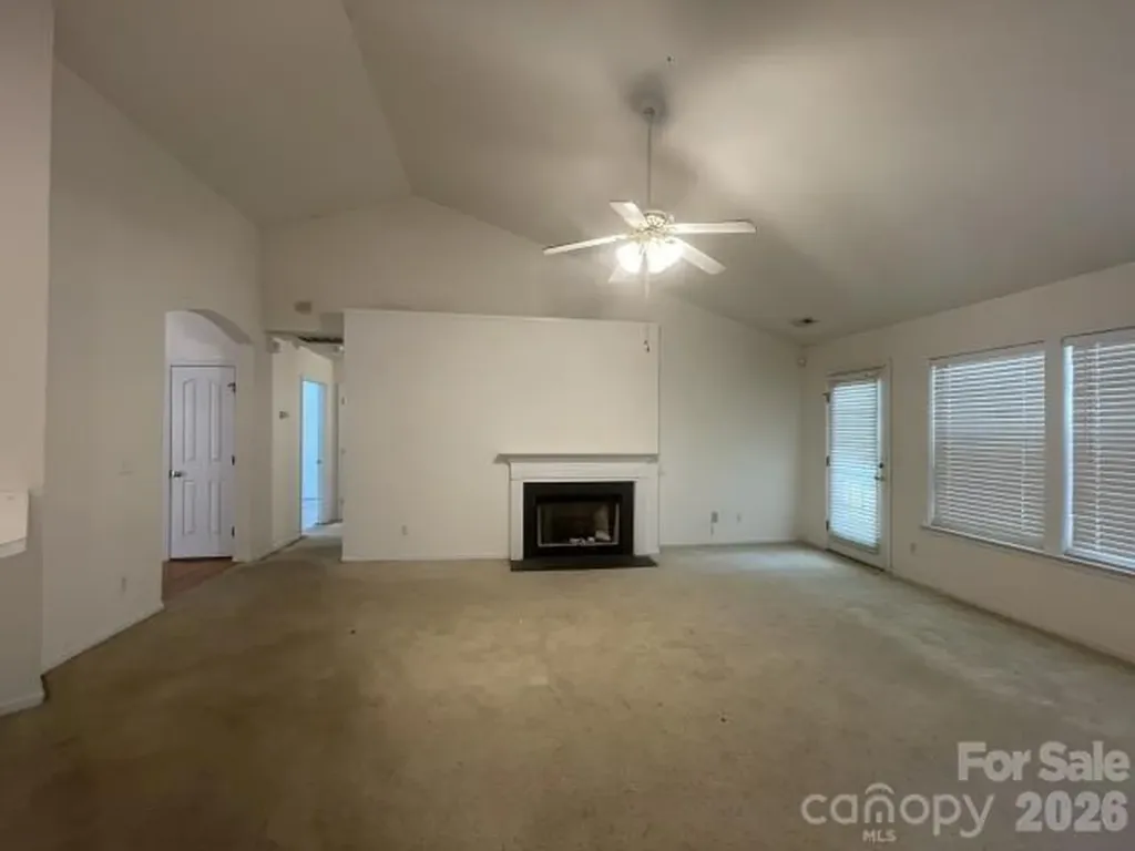 6213 Nevin Road Charlotte NC 28262