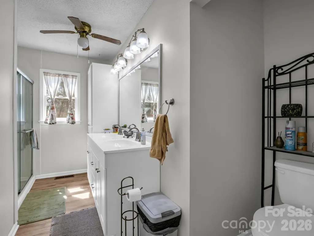 47 Granny Apple Road Hendersonville NC 28792