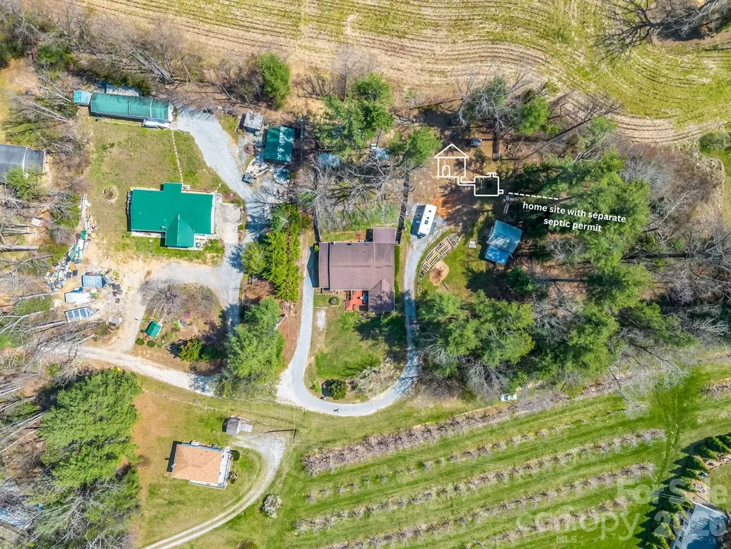 47 Granny Apple Road Hendersonville NC 28792