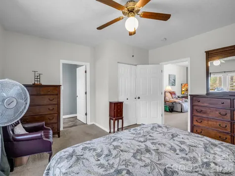 47 Granny Apple Road Hendersonville NC 28792