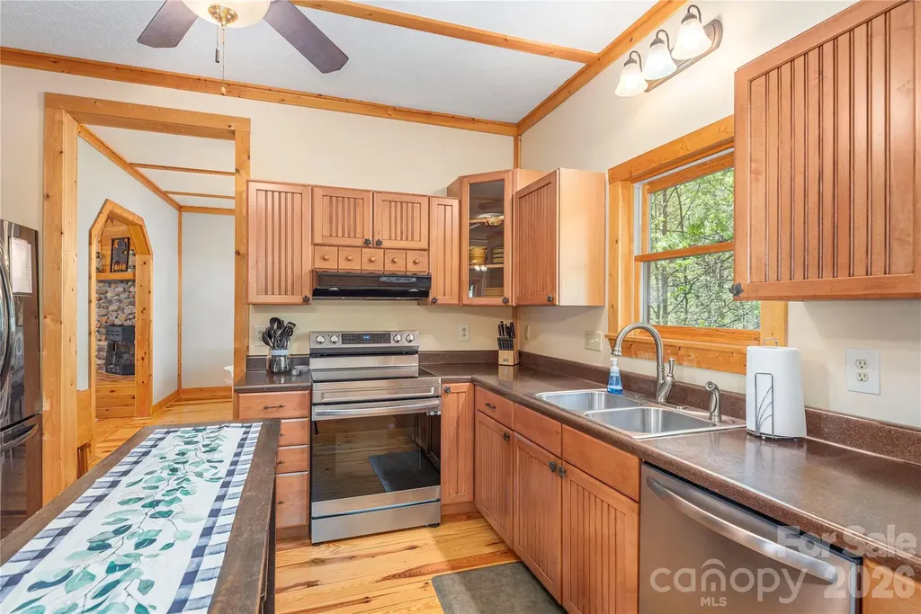 129 Valley Creek Drive Maggie Valley NC 28751