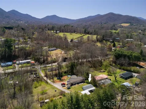 14 Winter Woods Drive Asheville NC 28806