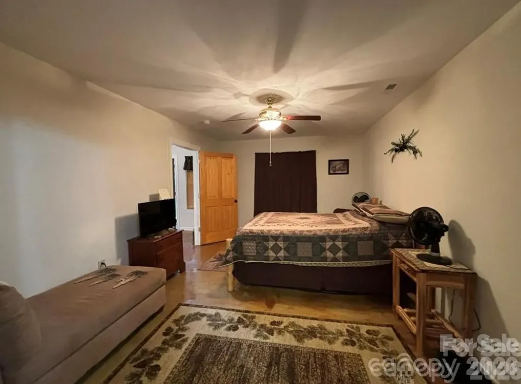 369 Pinecrest Circle Troy NC 27371
