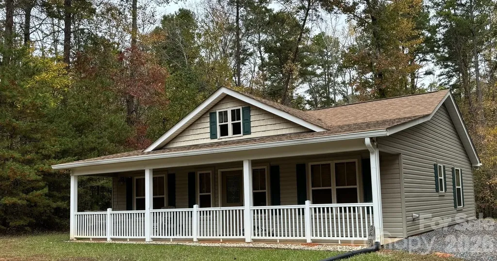 369 Pinecrest Circle Troy NC 27371