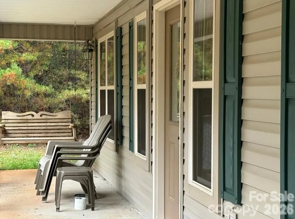 369 Pinecrest Circle Troy NC 27371