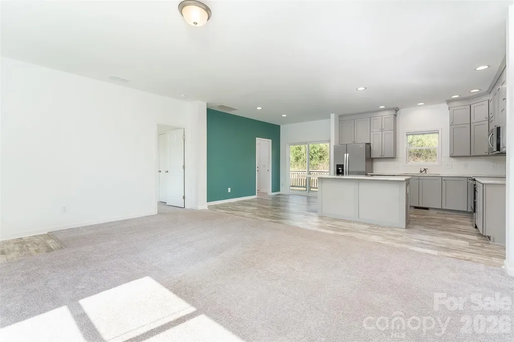 138 Indian Paintbrush Lane Alexander NC 28701