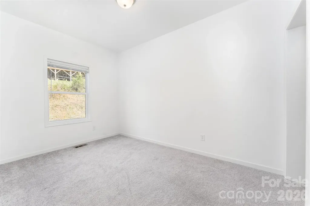 138 Indian Paintbrush Lane Alexander NC 28701