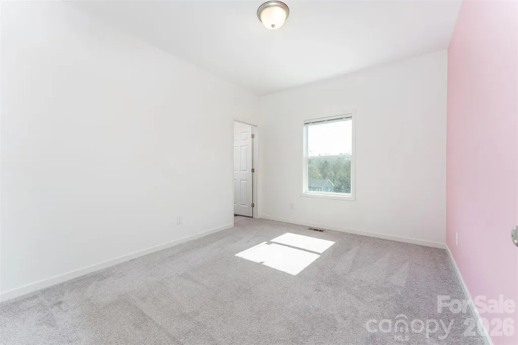 138 Indian Paintbrush Lane Alexander NC 28701