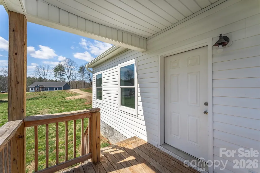 138 Indian Paintbrush Lane Alexander NC 28701