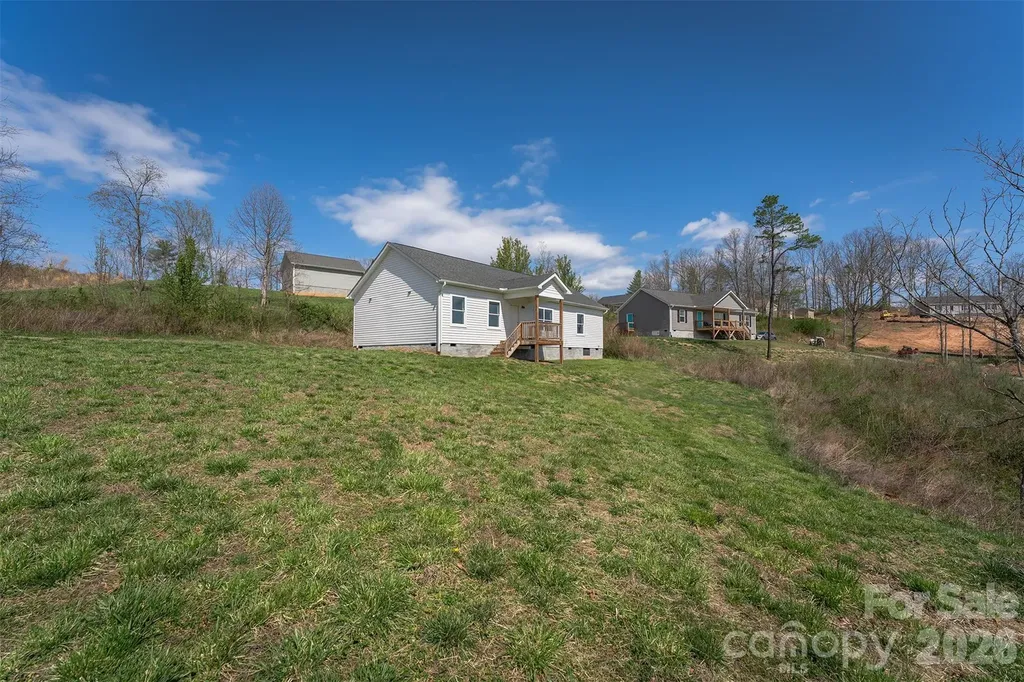 138 Indian Paintbrush Lane Alexander NC 28701