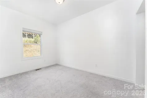 138 Indian Paintbrush Lane Alexander NC 28701