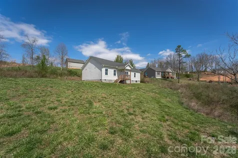 138 Indian Paintbrush Lane Alexander NC 28701