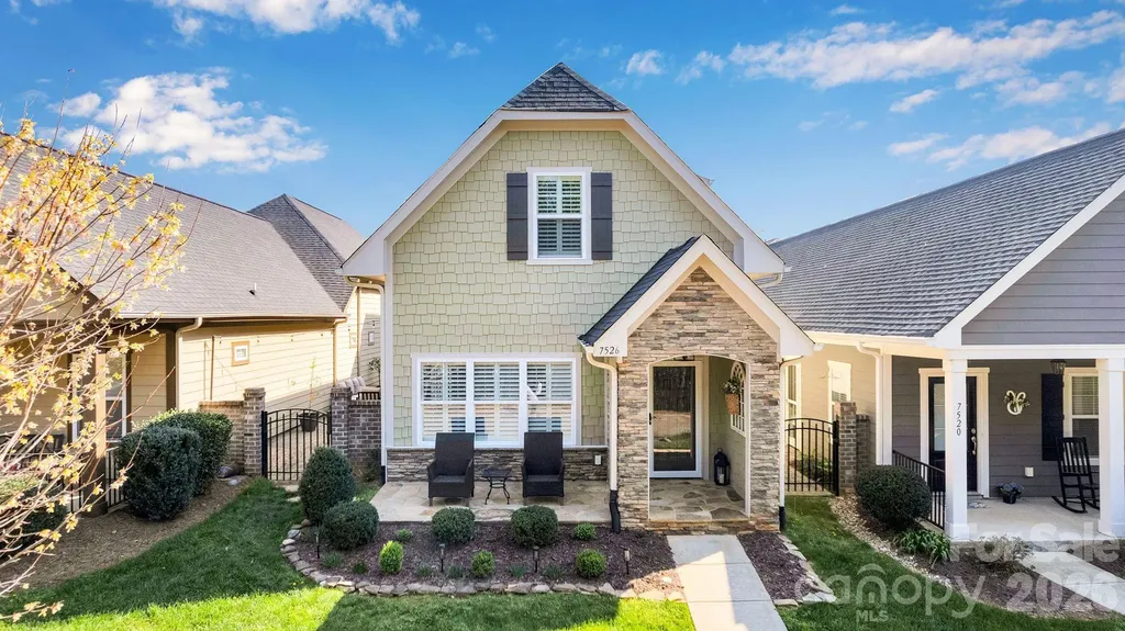 7526 Fairway Villa Circle Denver NC 28037
