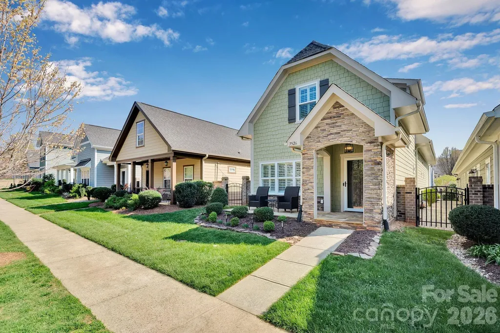 7526 Fairway Villa Circle Denver NC 28037