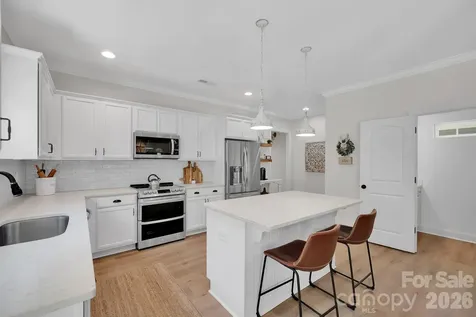 7526 Fairway Villa Circle Denver NC 28037