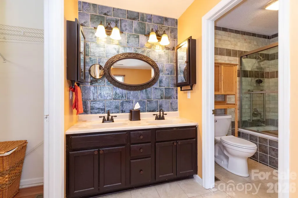 6 Arrowhead Lane Weaverville NC 28787