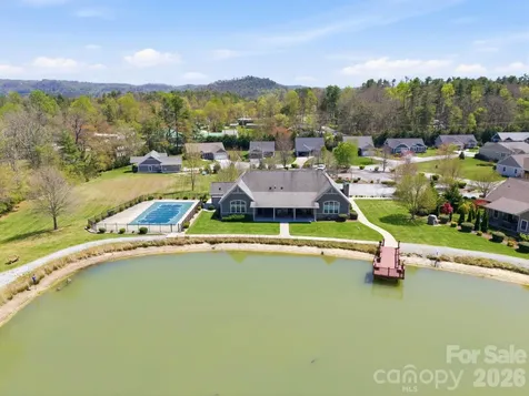 82 Blacksmith Run Drive Hendersonville NC 28792