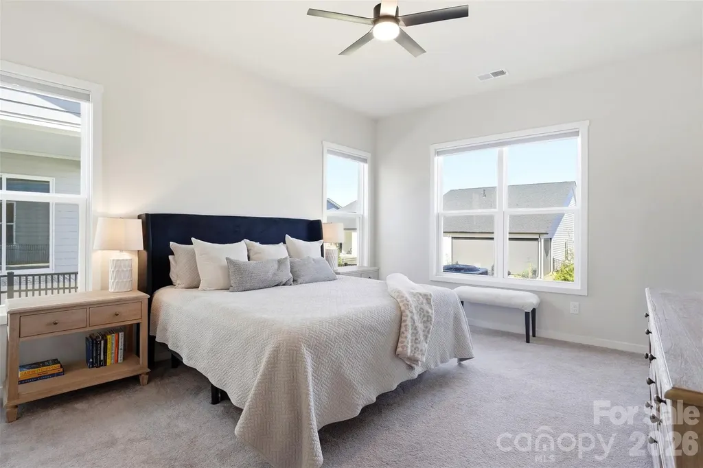 7104 Wayfarer Drive Charlotte NC 28269