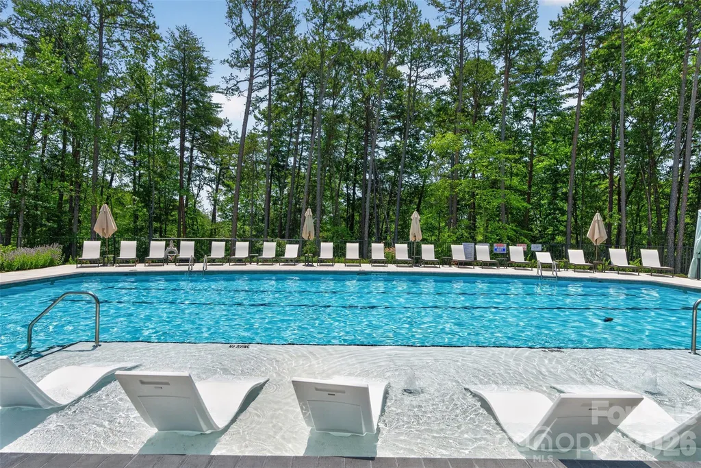 7104 Wayfarer Drive Charlotte NC 28269