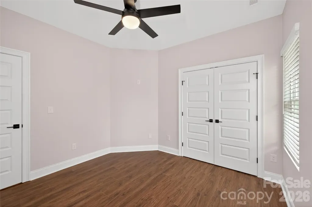 3217 Credenza Road Charlotte NC 28208