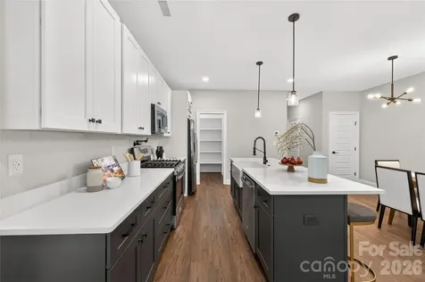 3217 Credenza Road Charlotte NC 28208