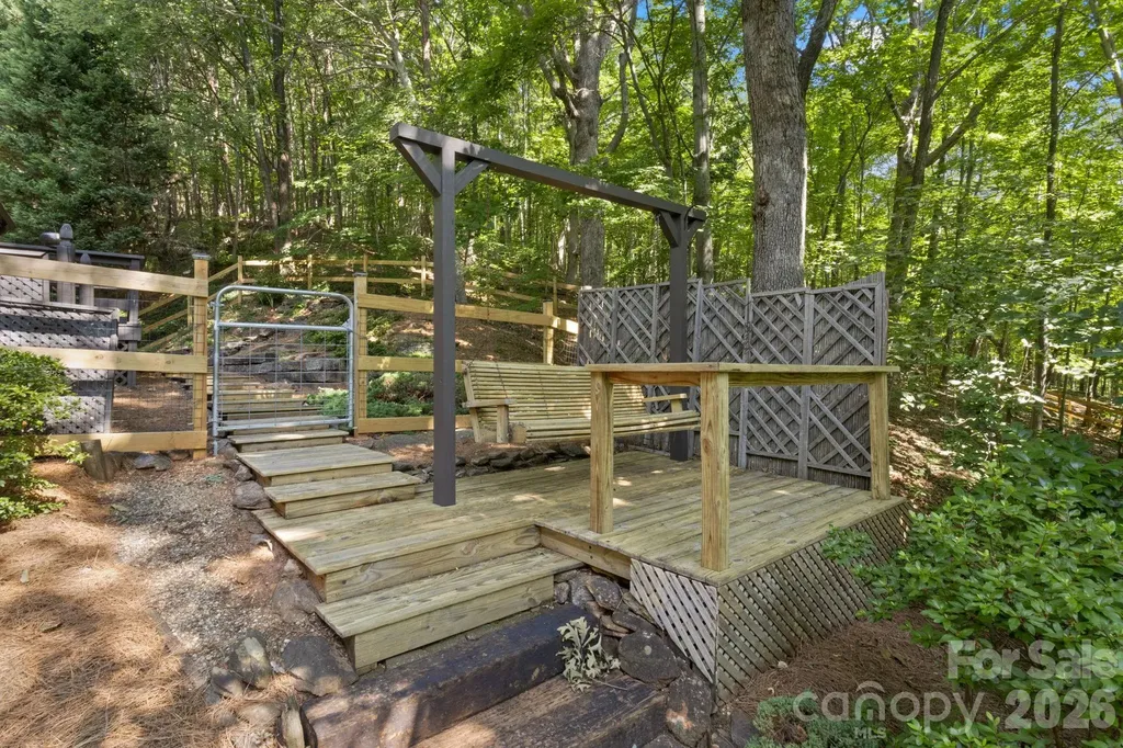 56 Cardinal Circle Tryon NC 28782