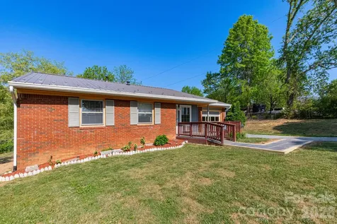 30 Compton Drive Asheville NC 28806