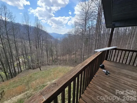 987 West Road Hot Springs NC 28743