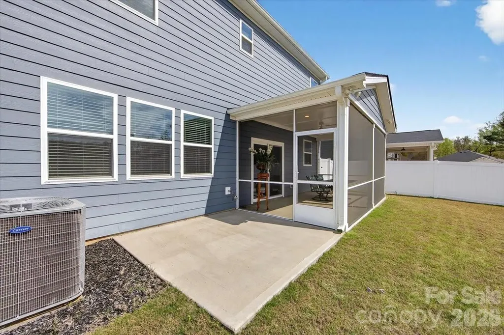 3234 Fenchurch Lane Denver NC 28037