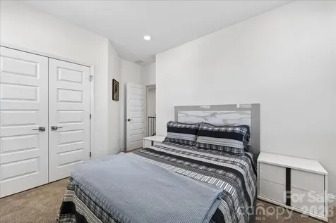 3234 Fenchurch Lane Denver NC 28037