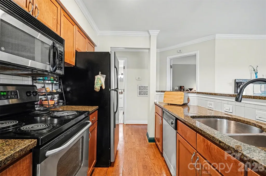 2512 Cranbrook Lane Charlotte NC 28207