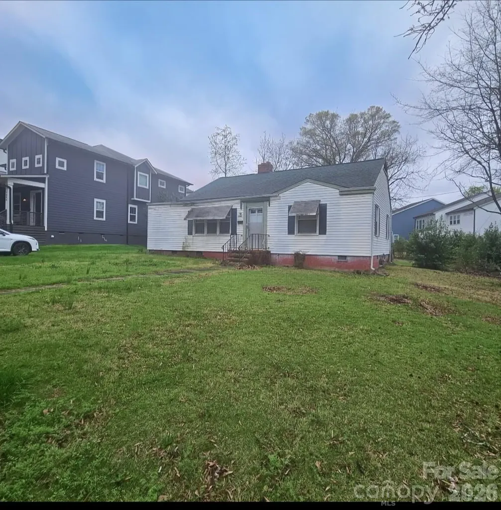 1040 Drummond Avenue Charlotte NC 28205