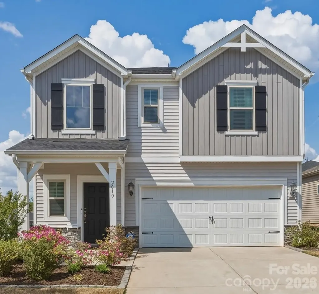 2010 Red Ash Drive Charlotte NC 28215