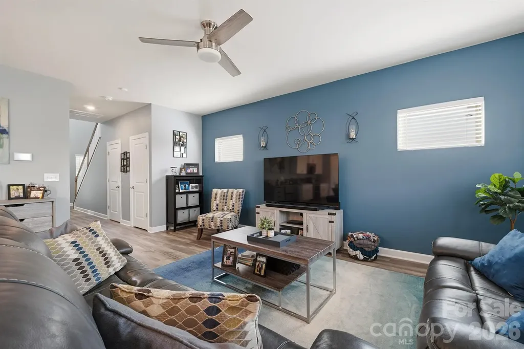 2010 Red Ash Drive Charlotte NC 28215