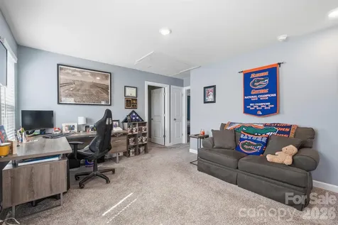 2010 Red Ash Drive Charlotte NC 28215