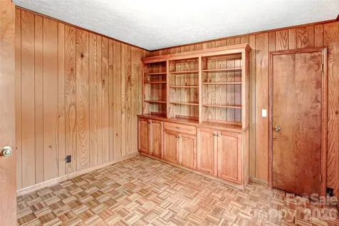 540 Chickadee Lane Brevard NC 28712